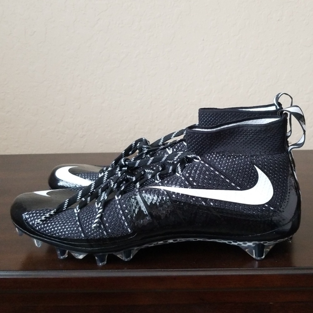 Nike Vapor Untouchable Football Cleats 698833-010